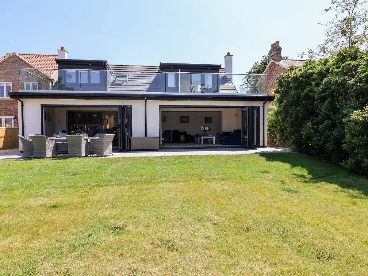 Scottwil Villa York